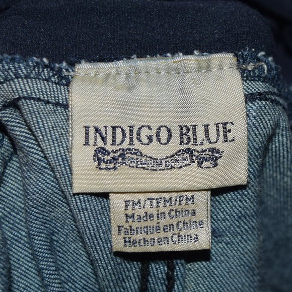 Indigo Blue | Maternity Jeans in Dark Blue - Size Petite Medium - Picture 2 of 6